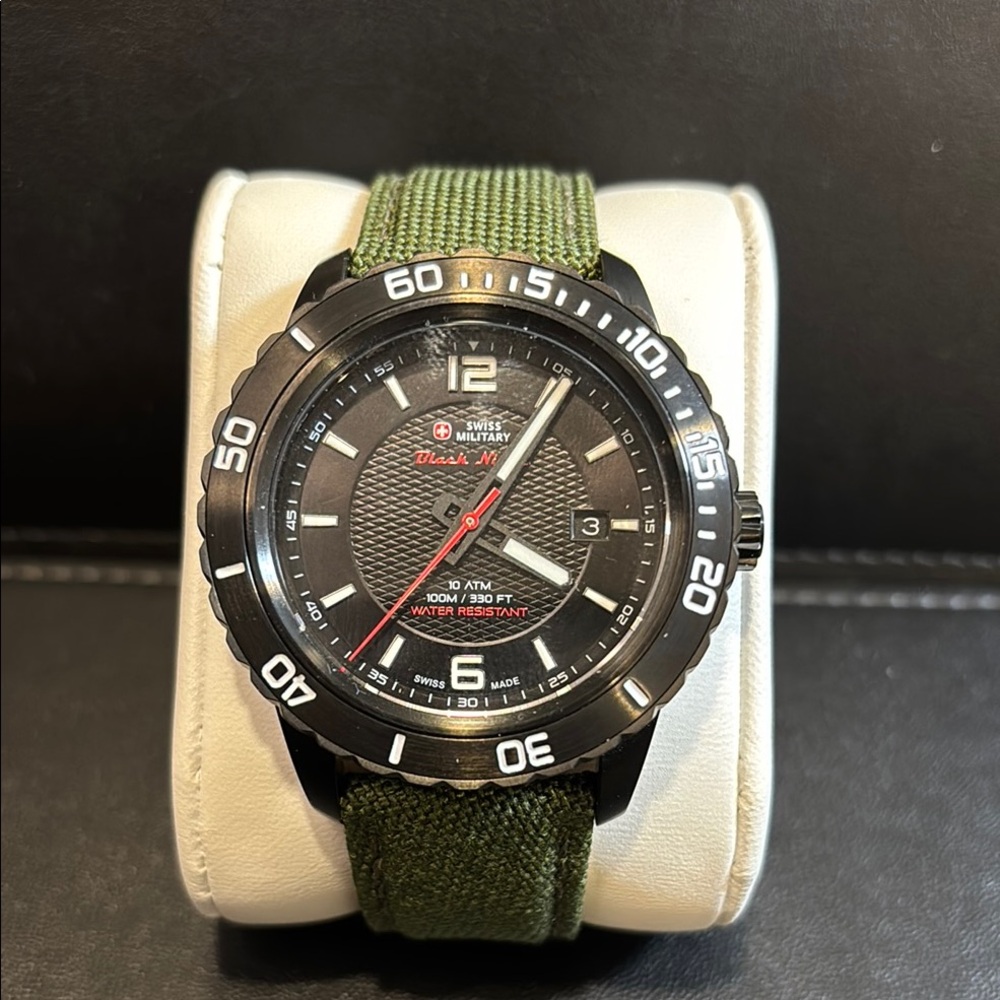 SwissGear Black and Green Diver's Watch with Olive Strap